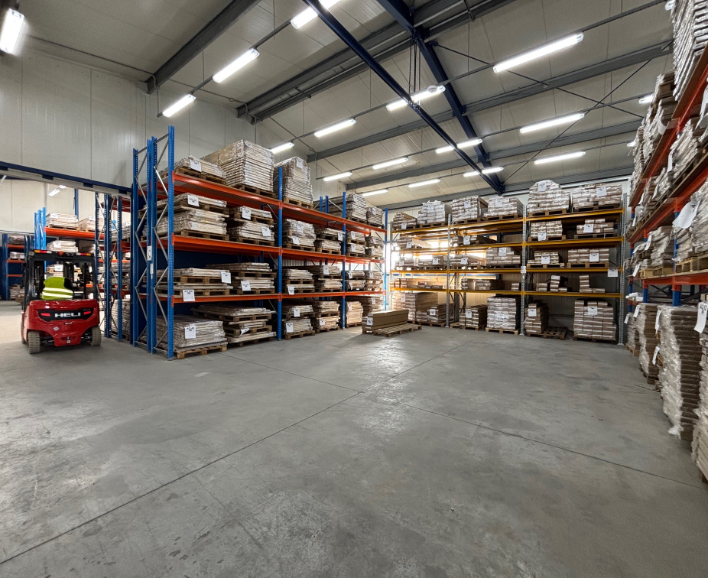 Nové expediční centrum